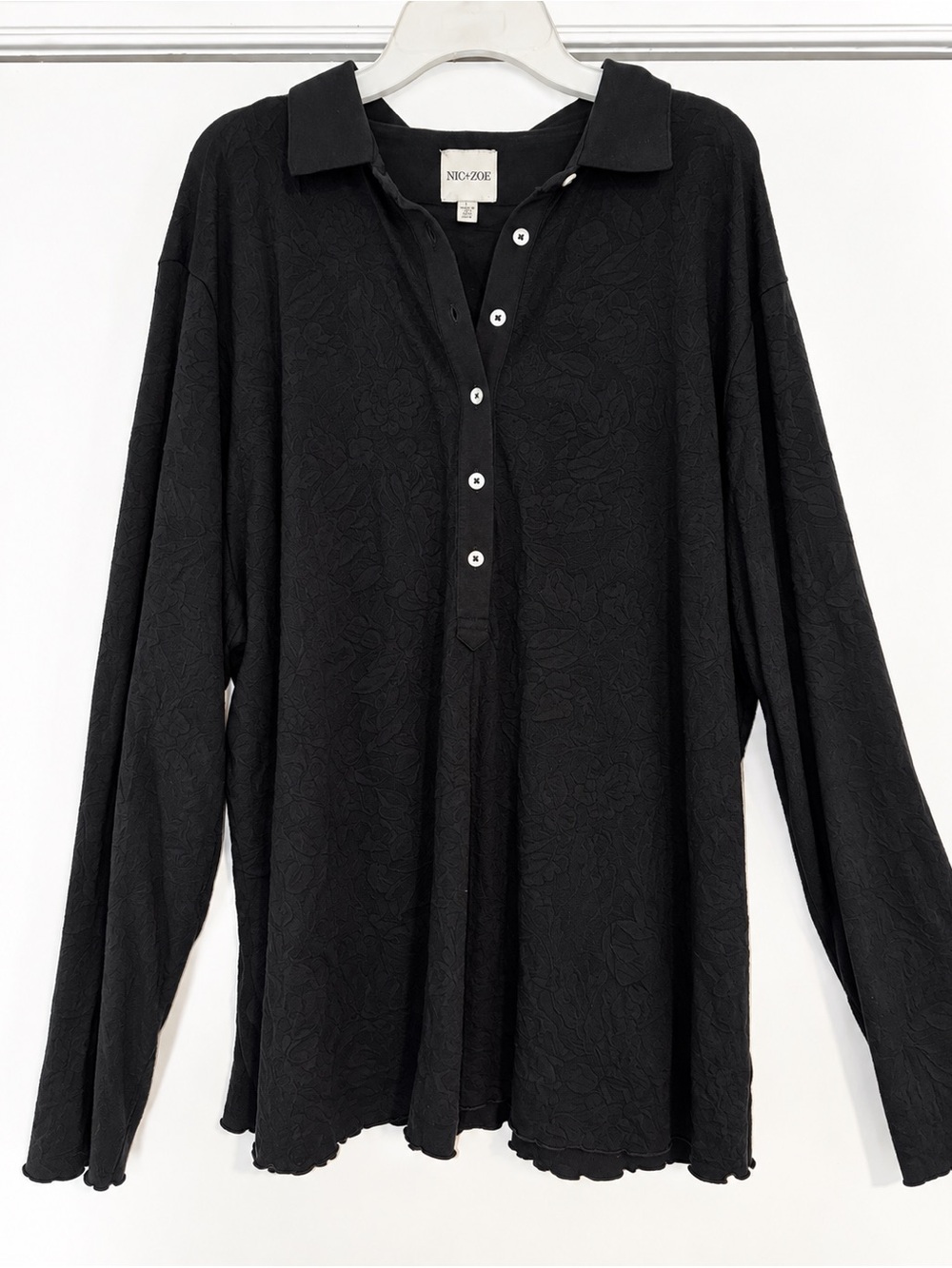 NIC+ZOE Black Long-Sleeve Polo Knit Shirt